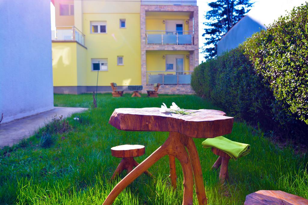 Apartment Mirela ซาราเยโว ภายนอก รูปภาพ