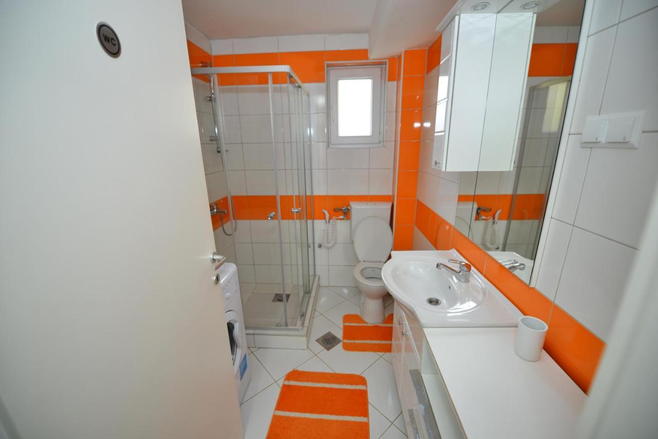 Apartment Mirela ซาราเยโว ภายนอก รูปภาพ