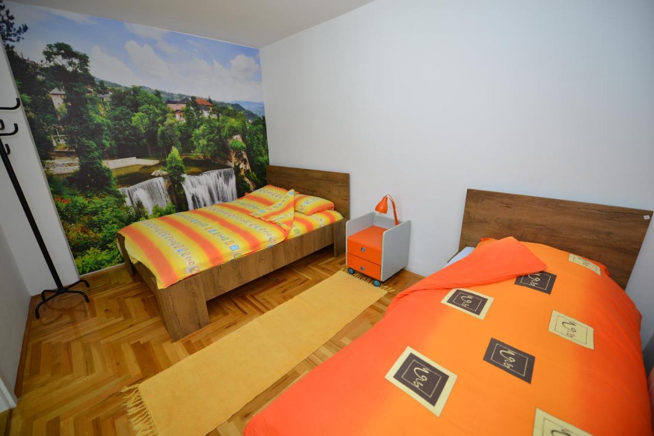 Apartment Mirela ซาราเยโว ภายนอก รูปภาพ